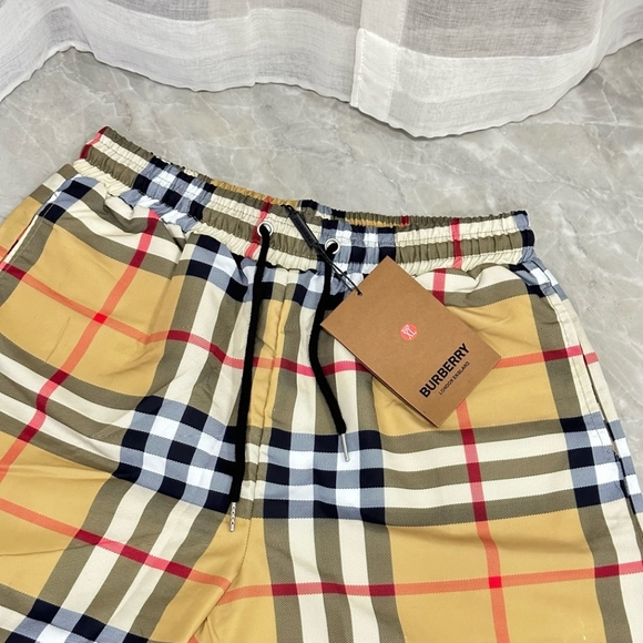 Burberry classic printed shorts - Picture 3 of 5